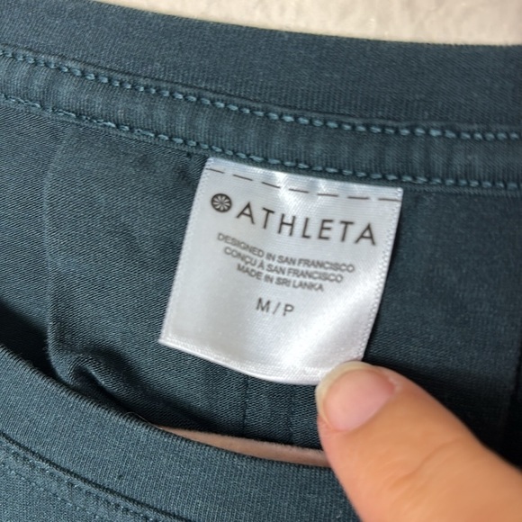 Athleta Ease Long Sleeve Top in dark seaweed green (almost black) size M / P - Picture 4 of 6